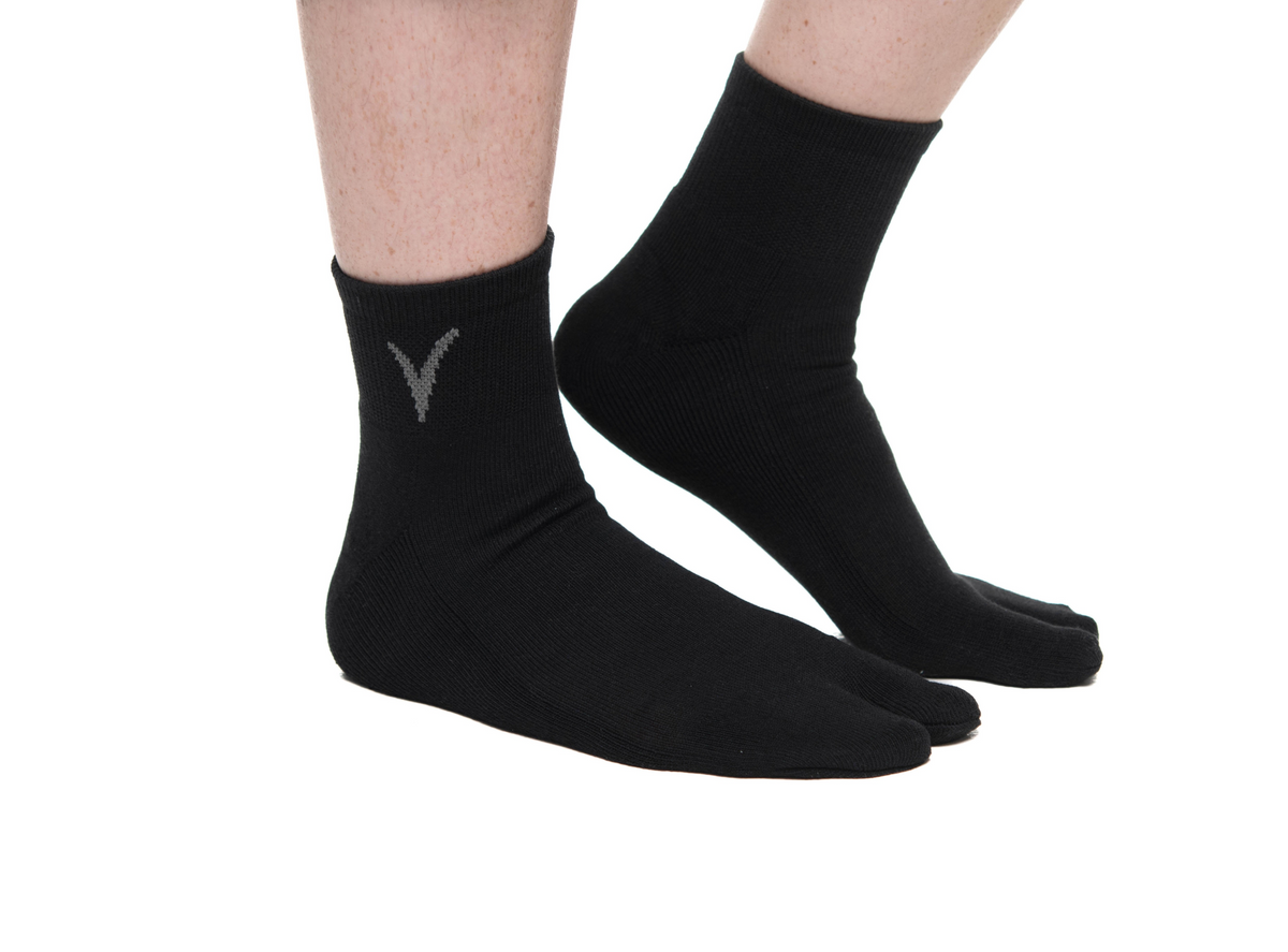 83048090